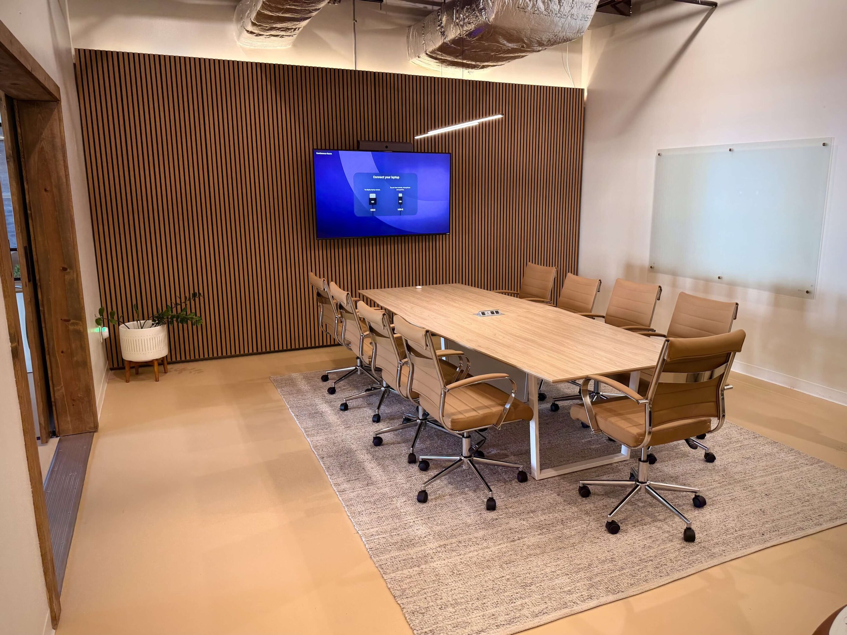 Orange Workspaces - Shared Work Area